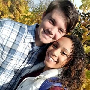 Meet your Posher, Dannika